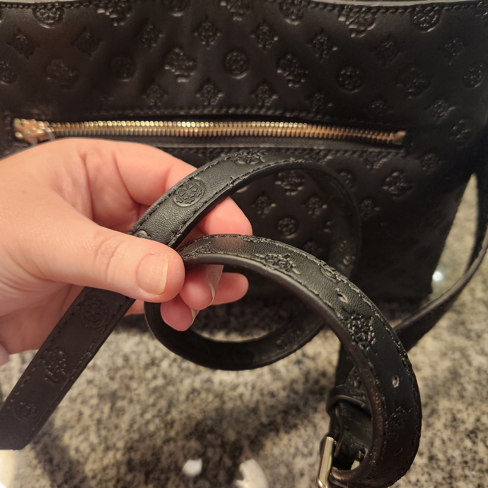 GUESS Black Embossed Women's Handbag - Picture 4 of 12